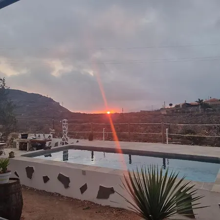 Tantulia La Casita Del Caballo Apartmán *